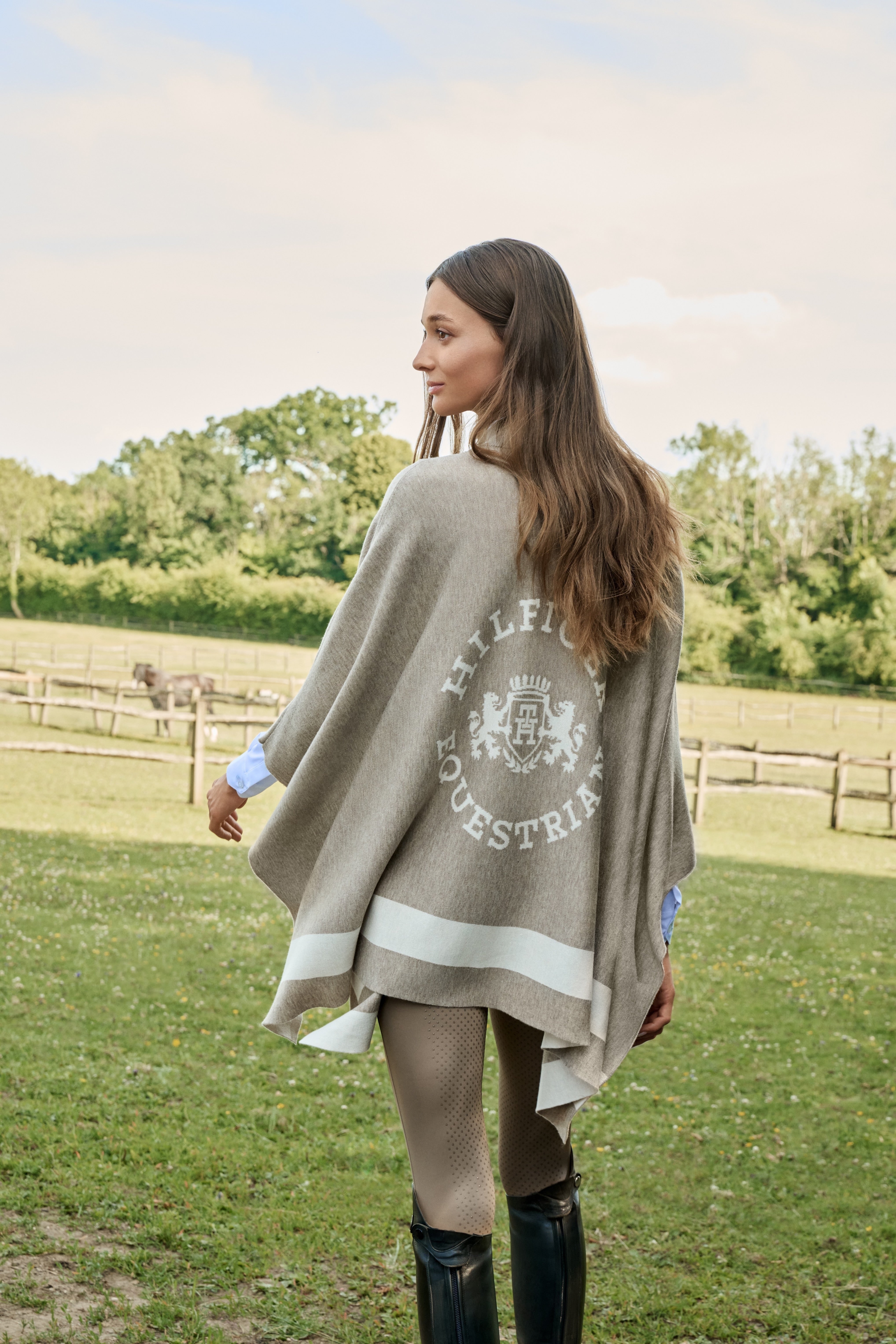 Greenwood Knit Cape TAUPE
