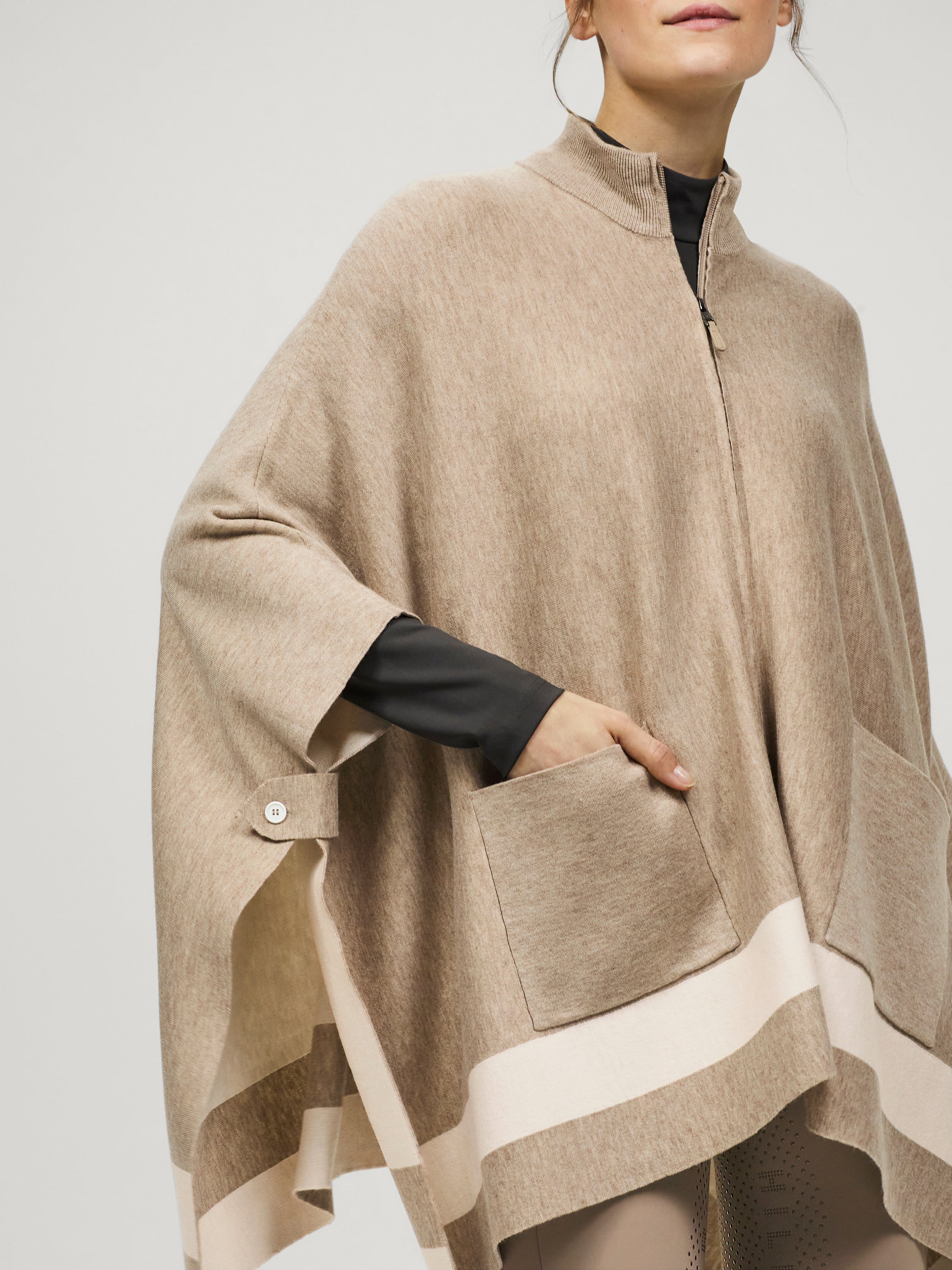 Greenwood Knit Cape TAUPE